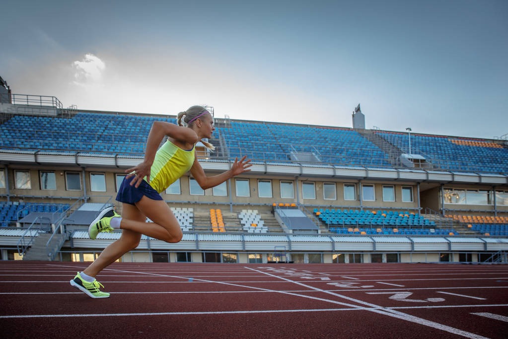 百家乐为什么要管住手（玩百家乐为何要谨慎出手）